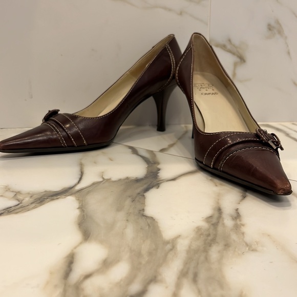 Circa Joan & David Destiny Pumps - Picture 3 of 12